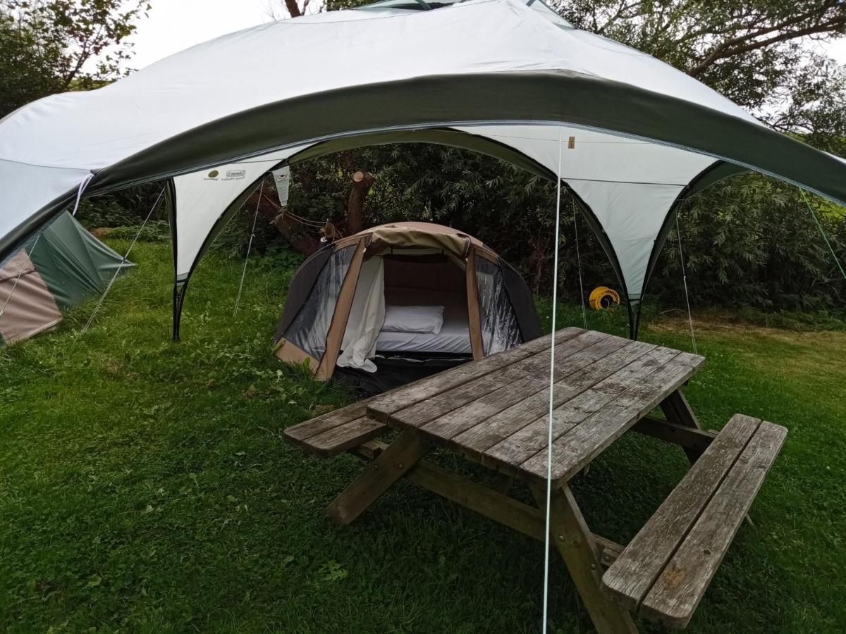 Basic 2P Tent Sotterum Kornwerd Exterior foto